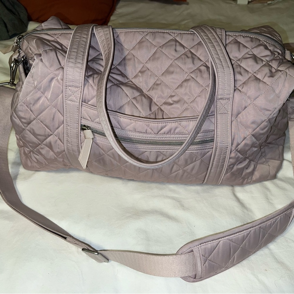 Vera Bradley mauve perfomance twill medium duffel bag